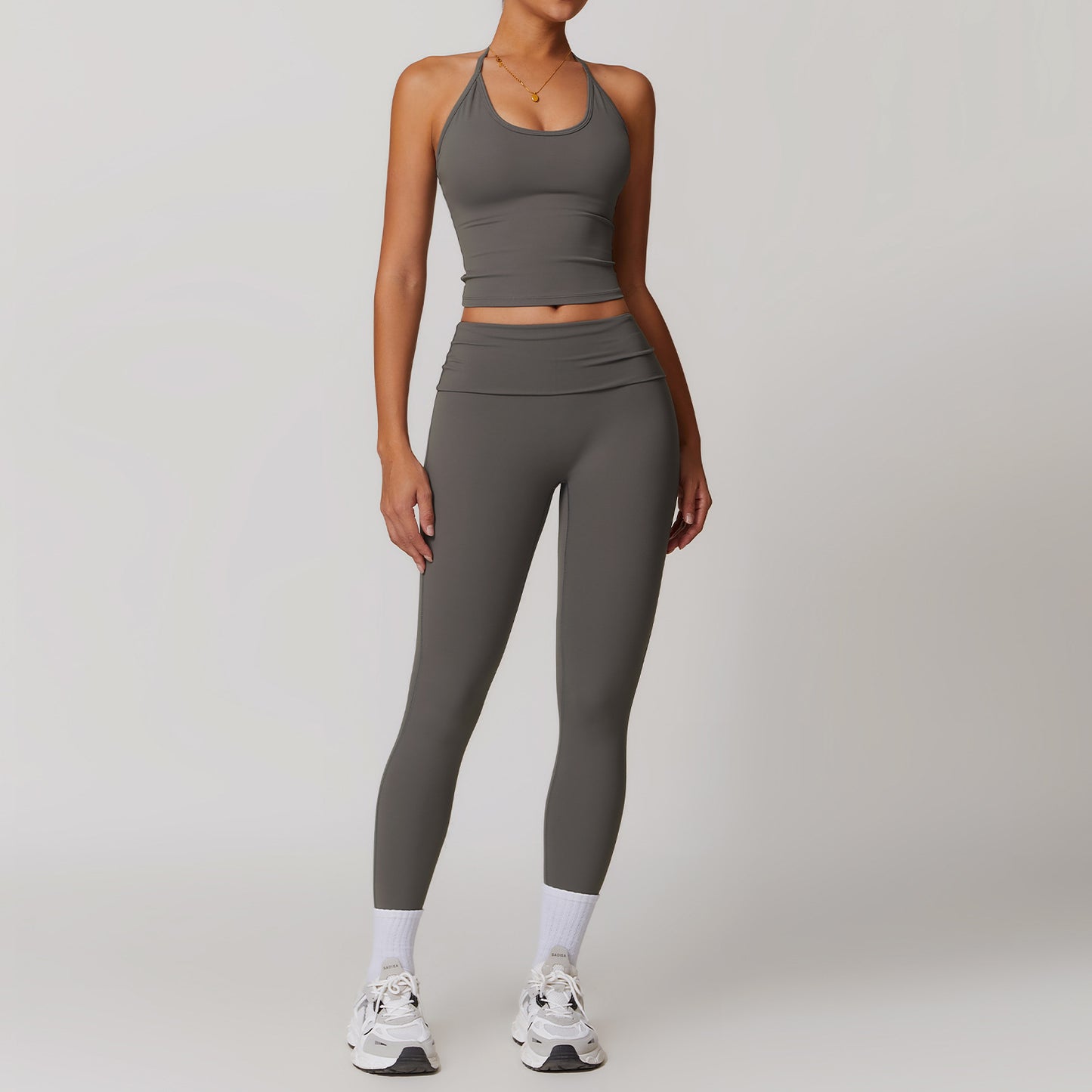 Discover the essence of comfort and style in our yoga wear photo series showcasing trendy sportswear combos FYSE1010