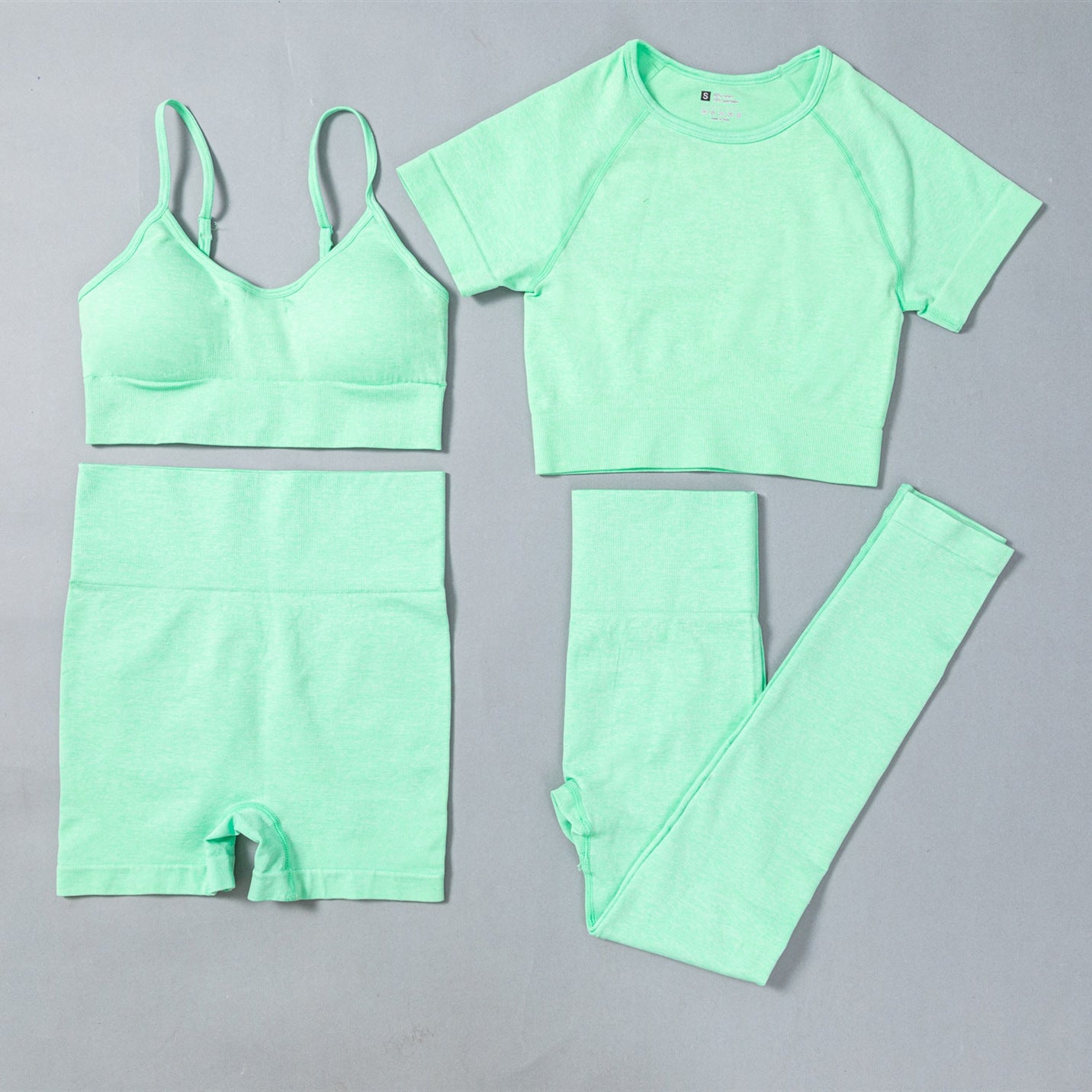 Seamless Yoga Outfit Set | 4-Piece Ensemble for Effortless Practice