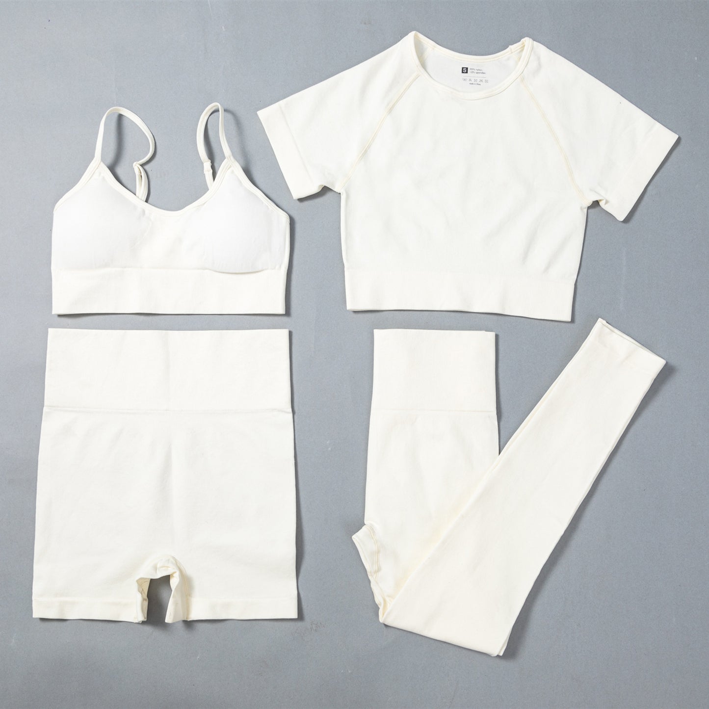 Seamless Yoga Outfit Set | 4-Piece Ensemble for Effortless Practice