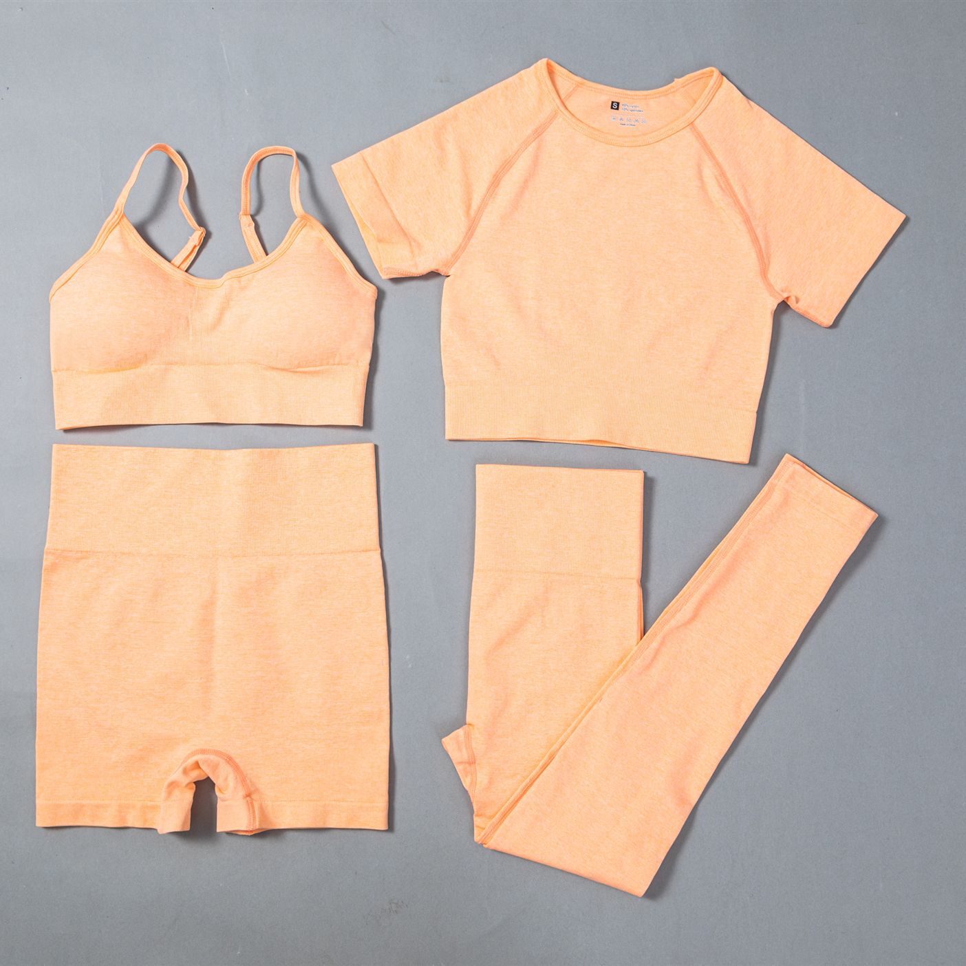 Seamless Yoga Outfit Set | 4-Piece Ensemble for Effortless Practice