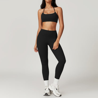 Discover the essence of comfort and style in our yoga wear photo series showcasing trendy sportswear combos FYSE1010