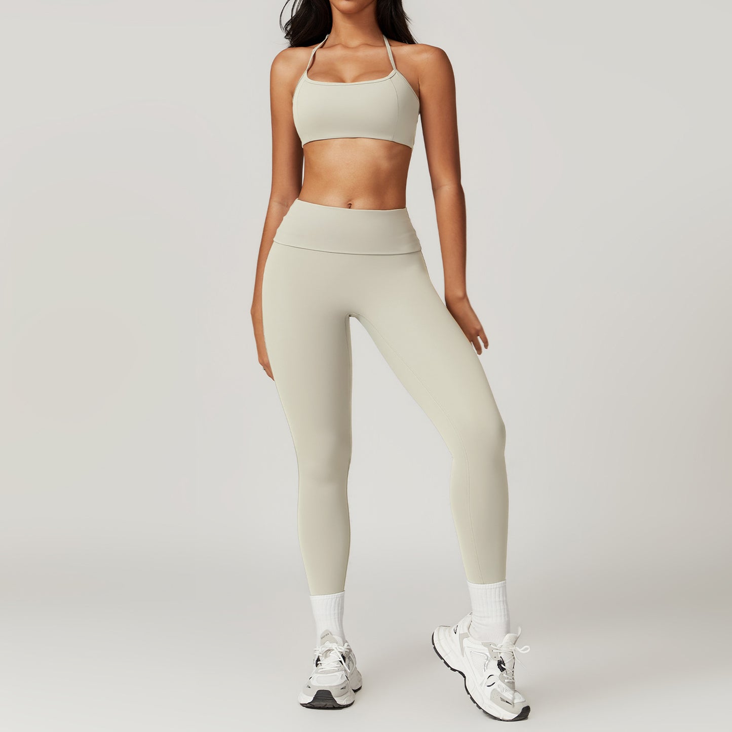 Discover the essence of comfort and style in our yoga wear photo series showcasing trendy sportswear combos FYSE1010