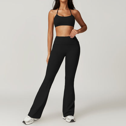 Discover the essence of comfort and style in our yoga wear photo series showcasing trendy sportswear combos FYSE1010
