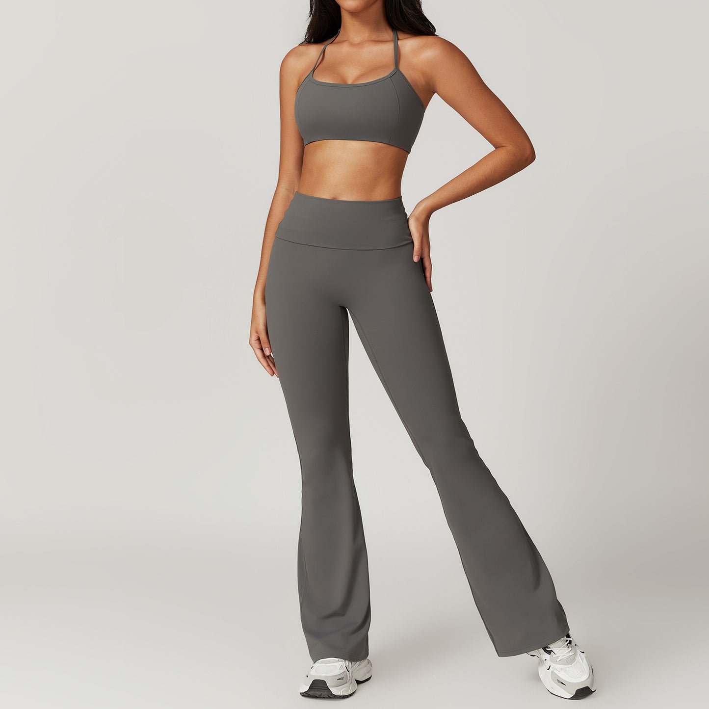 Discover the essence of comfort and style in our yoga wear photo series showcasing trendy sportswear combos FYSE1010