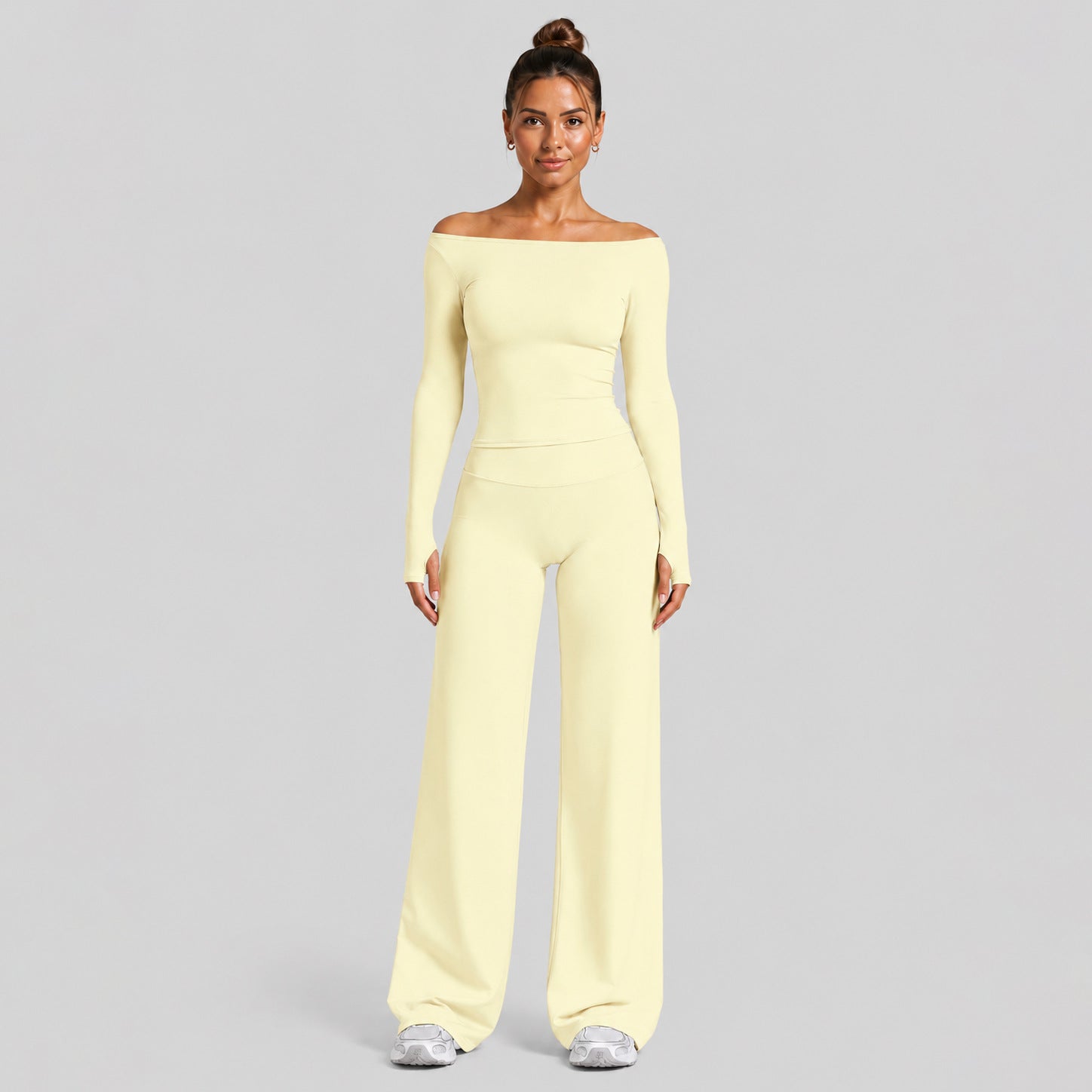 Ladies Long Sleeve Yoga Set Zip Neck Slim Fit Top And High Waist Scrunch Leggings 2 Piece Seamless Gym Set OEM