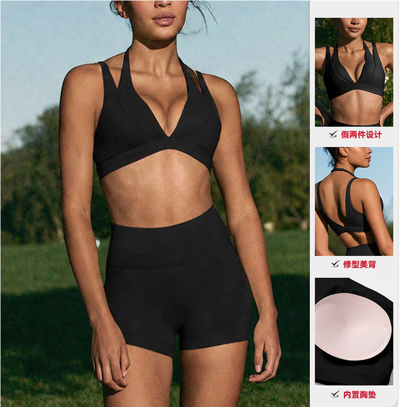 Women Short Sleeve Scoop Neck Yoga Set Seamless Thumb Hole Fitted Tee With High Waist Compression Shorts 2 Piece Bulk