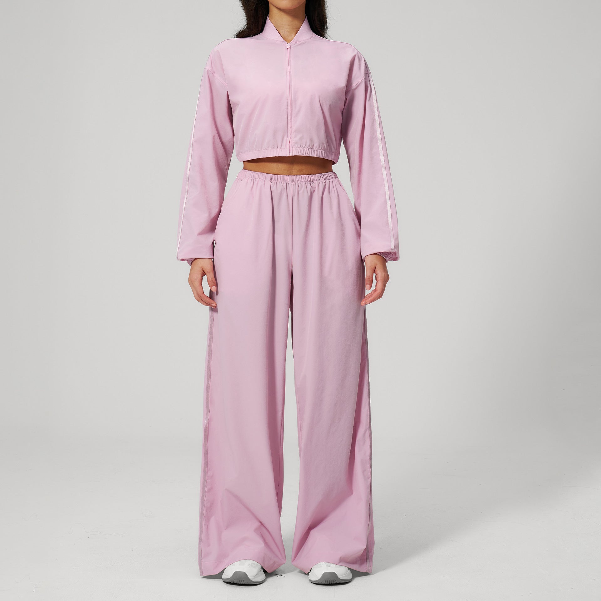 Women’s Lightweight Windbreaker 2-Piece Tracksuit – Cropped  High Waist Wide Leg Pants Loose Casual Streetwear Outfit for Running Gym & Everyday Wear